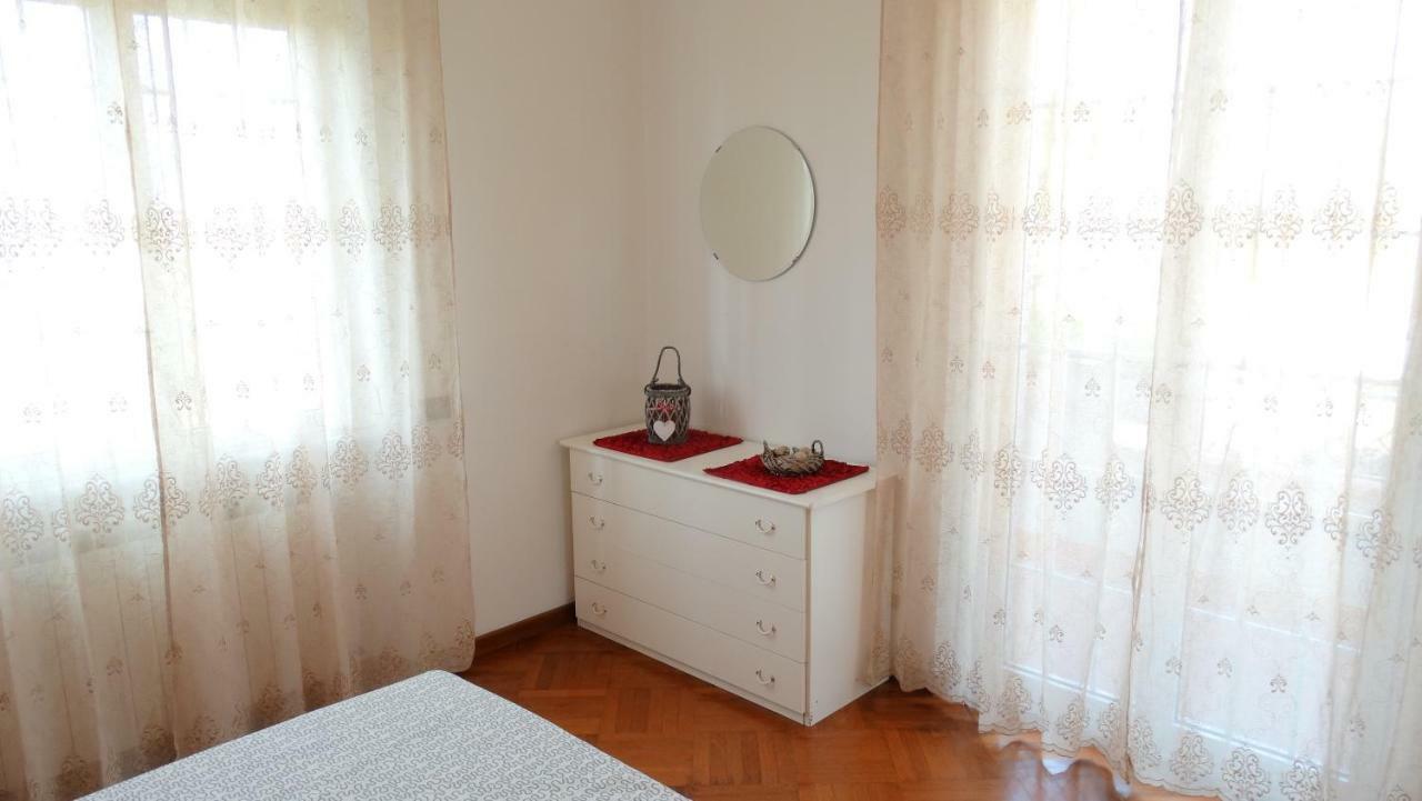 הוילה סרזאנה Supercasona Pratica מראה חיצוני תמונה