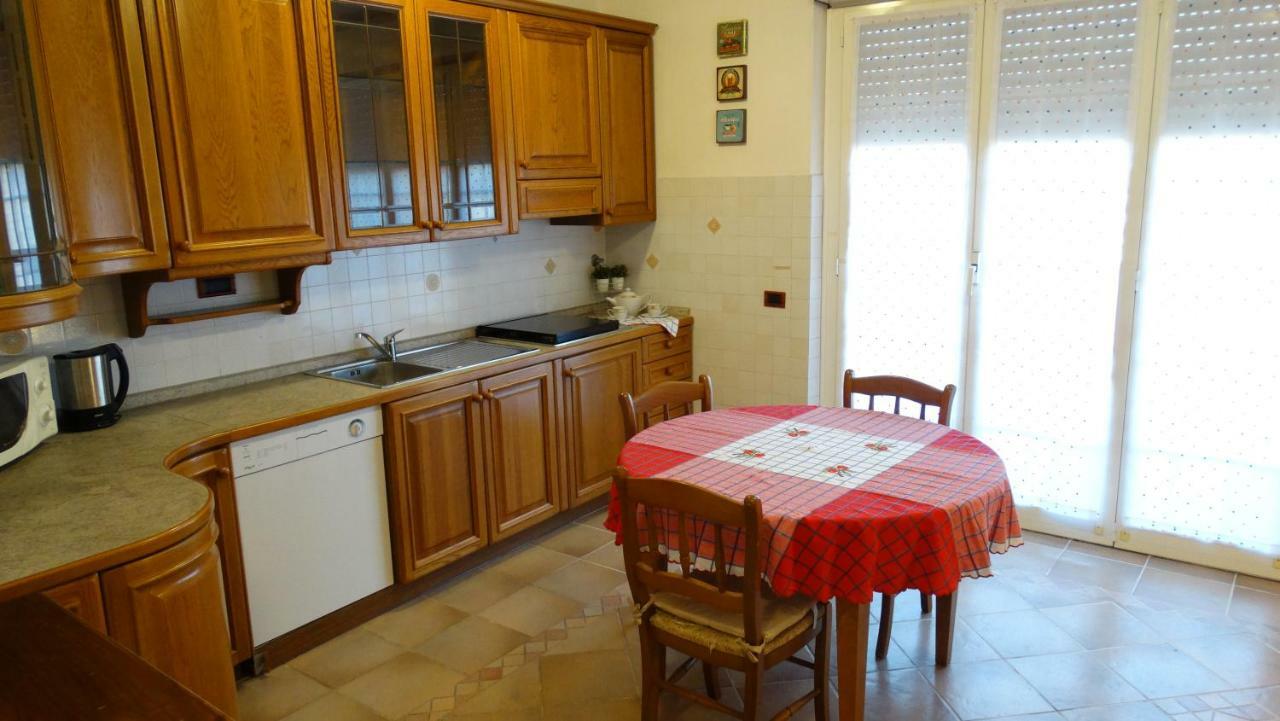 הוילה סרזאנה Supercasona Pratica מראה חיצוני תמונה